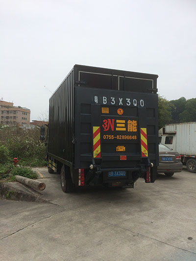 合法尾板與公告尾板，一場視覺盛宴的辨析