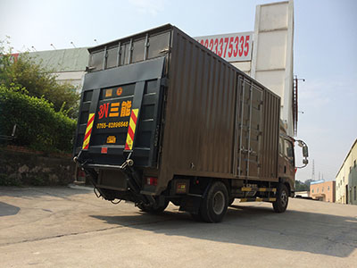 4.2米貨車帶尾板合法嗎？解答你的疑惑
