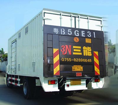 尾板材料選擇，鋁合金與鋼，哪個更結(jié)實？